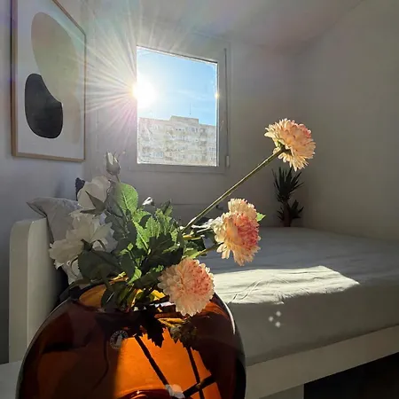 Bright Scandinavian & Balcony