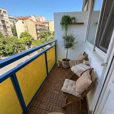 아파트 Bright Scandinavian & Balcony