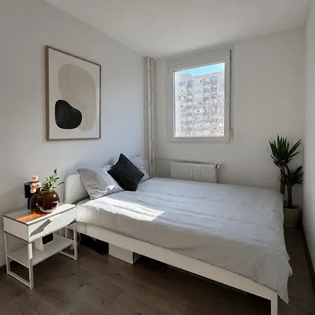Bright Scandinavian & Balcony Βουδαπέστη